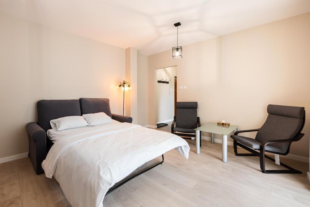 Ursus Pleasant Apartment Varşovia Exterior foto
